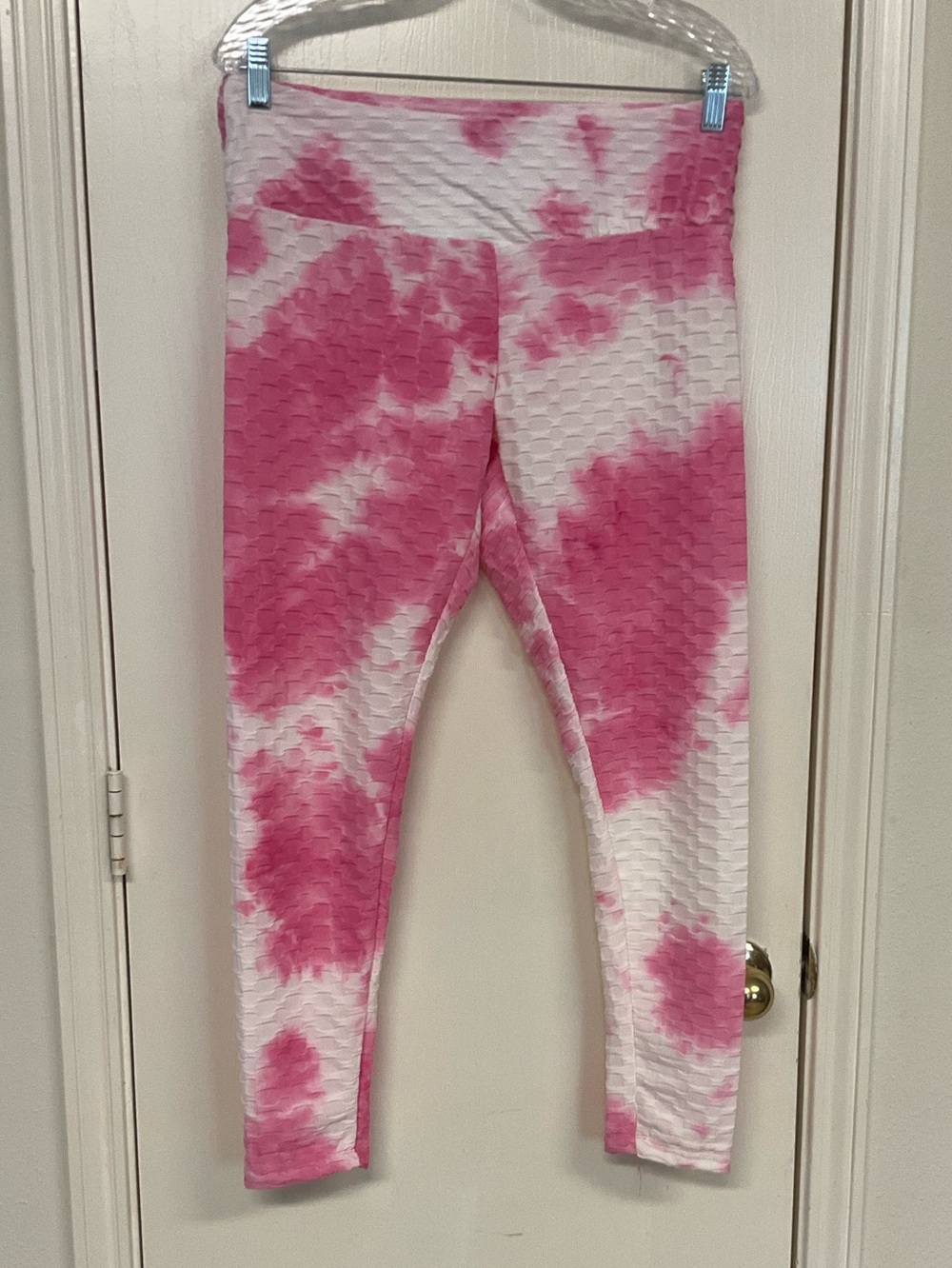 Hot Kiss White & Pink Tie-Dye Textured Leggings